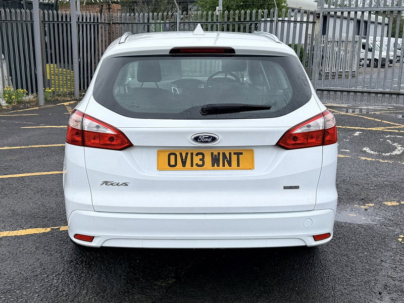 Ford Focus 1.0T EcoBoost Zetec Estate 5dr Petrol Manual Euro 5 (s/s) (125 ps)