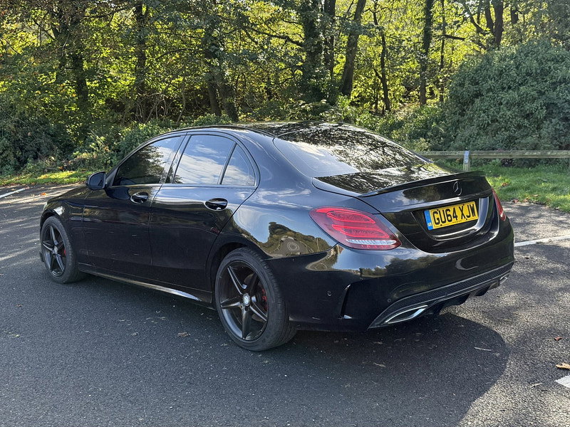 Mercedes-Benz C Class 2.1 C220 BlueTEC AMG Line Saloon 4dr Diesel G-Tronic+ Euro 6 (s/s) (170 ps)
