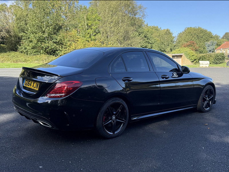 Mercedes-Benz C Class 2.1 C220 BlueTEC AMG Line Saloon 4dr Diesel G-Tronic+ Euro 6 (s/s) (170 ps)