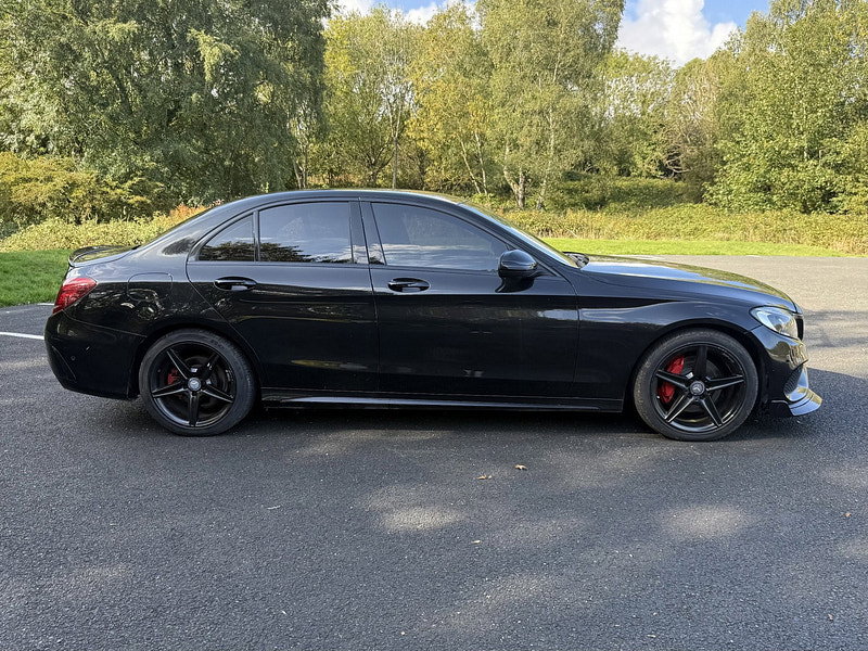 Mercedes-Benz C Class 2.1 C220 BlueTEC AMG Line Saloon 4dr Diesel G-Tronic+ Euro 6 (s/s) (170 ps)