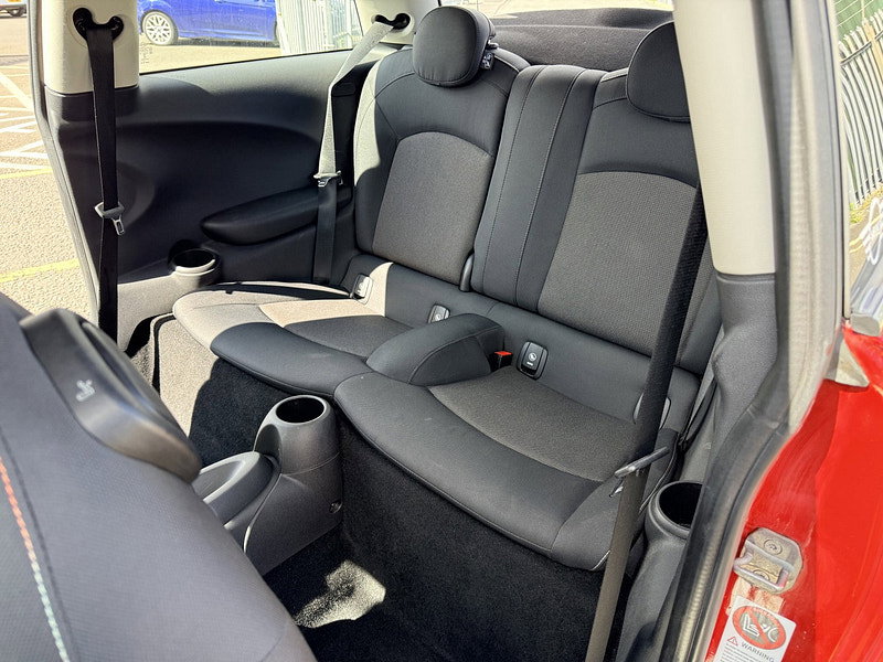 MINI Hatch 1.5 Cooper Hatchback 3dr Petrol Manual Euro 6 (s/s) (136 ps)