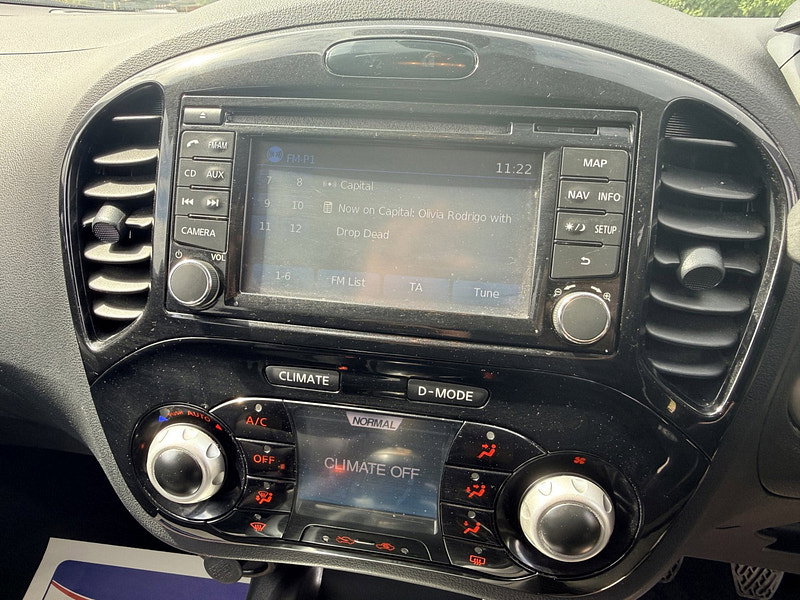 Nissan Juke 1.6 Tekna SUV 5dr Petrol Manual Euro 5 (s/s) (117 ps)