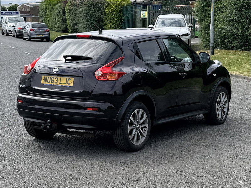Nissan Juke 1.6 Tekna SUV 5dr Petrol Manual Euro 5 (s/s) (117 ps)
