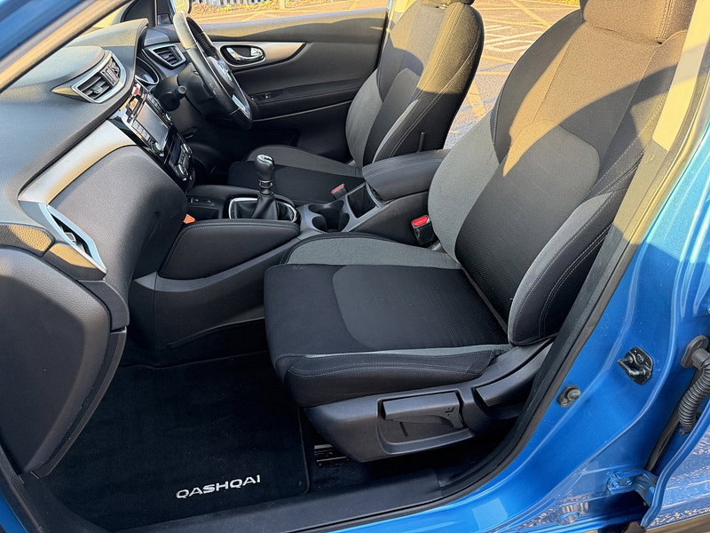 Nissan Qashqai 1.5 dCi N-Connecta SUV 5dr Diesel Manual Euro 6 (s/s) (110 ps)