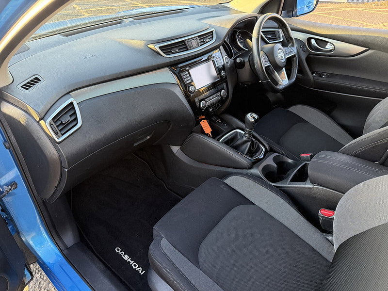 Nissan Qashqai 1.5 dCi N-Connecta SUV 5dr Diesel Manual Euro 6 (s/s) (110 ps)