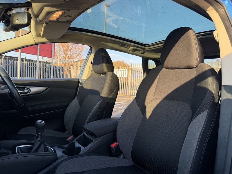 Nissan Qashqai 1.5 dCi N-Connecta SUV 5dr Diesel Manual Euro 6 (s/s) (110 ps)
