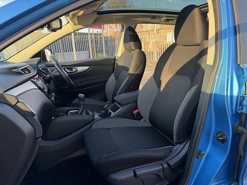 Nissan Qashqai 1.5 dCi N-Connecta SUV 5dr Diesel Manual Euro 6 (s/s) (110 ps)