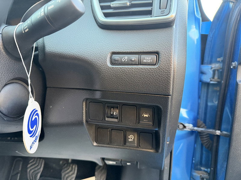 Nissan Qashqai 1.5 dCi N-Connecta SUV 5dr Diesel Manual Euro 6 (s/s) (110 ps)