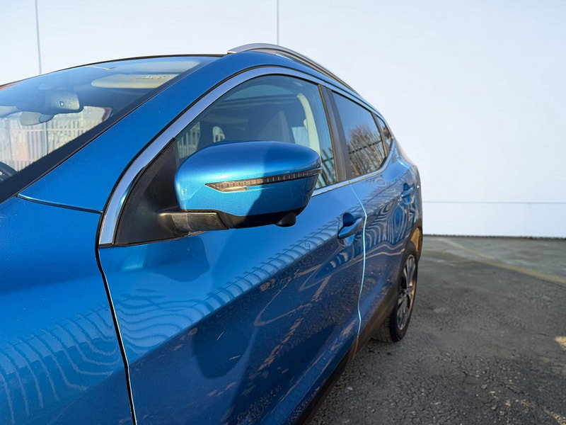 Nissan Qashqai 1.5 dCi N-Connecta SUV 5dr Diesel Manual Euro 6 (s/s) (110 ps)
