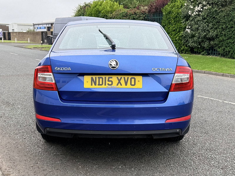 Skoda Octavia 1.6 TDI SE Hatchback 5dr Diesel Manual Euro 6 (s/s) (110 ps)
