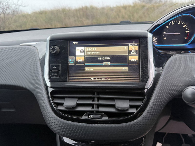Peugeot 2008 1.2 PureTech Allure SUV 5dr Petrol Manual Euro 6 (82 ps)