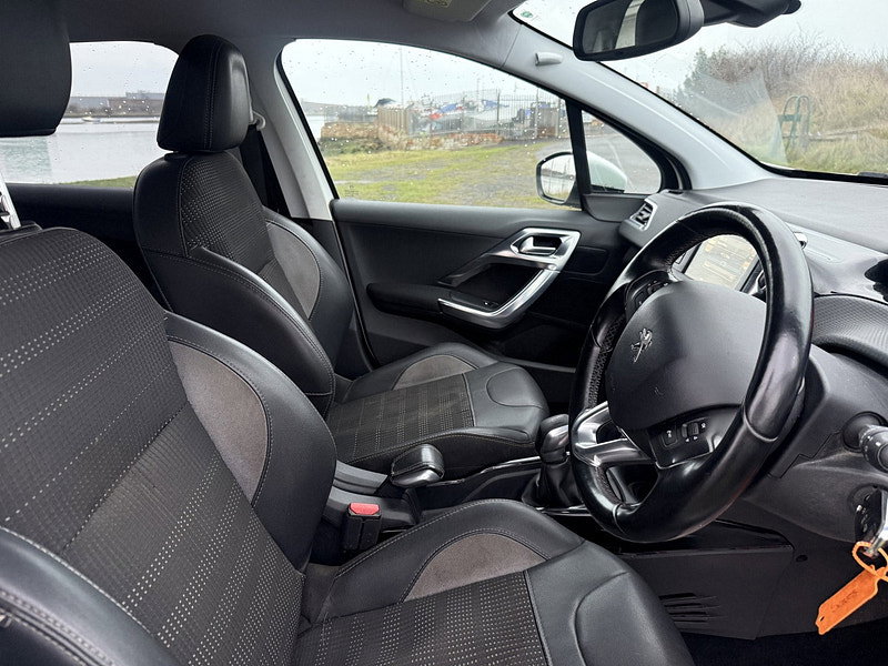 Peugeot 2008 1.2 PureTech Allure SUV 5dr Petrol Manual Euro 6 (82 ps)