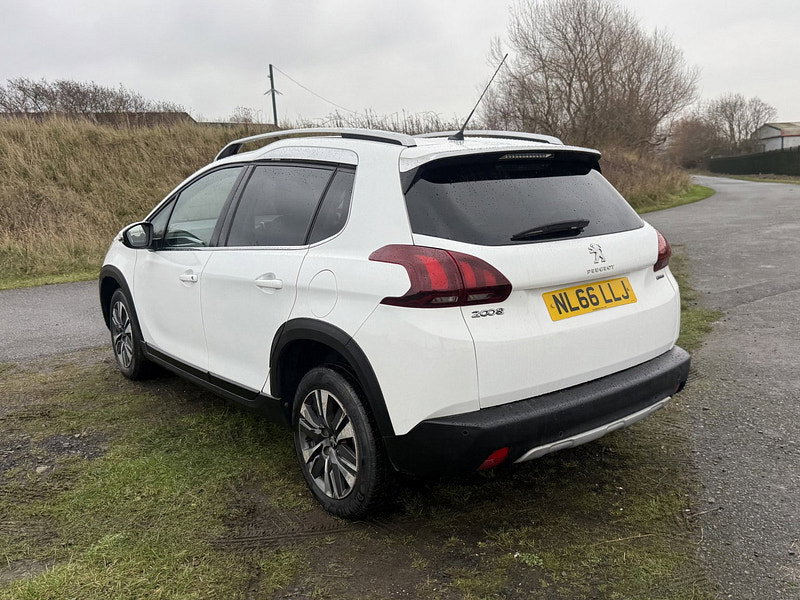 Peugeot 2008 1.2 PureTech Allure SUV 5dr Petrol Manual Euro 6 (82 ps)