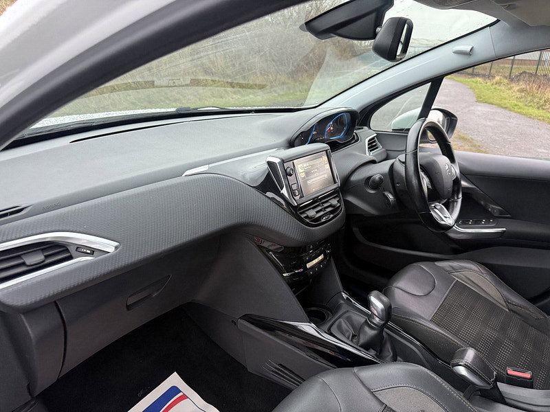 Peugeot 2008 1.2 PureTech Allure SUV 5dr Petrol Manual Euro 6 (82 ps)