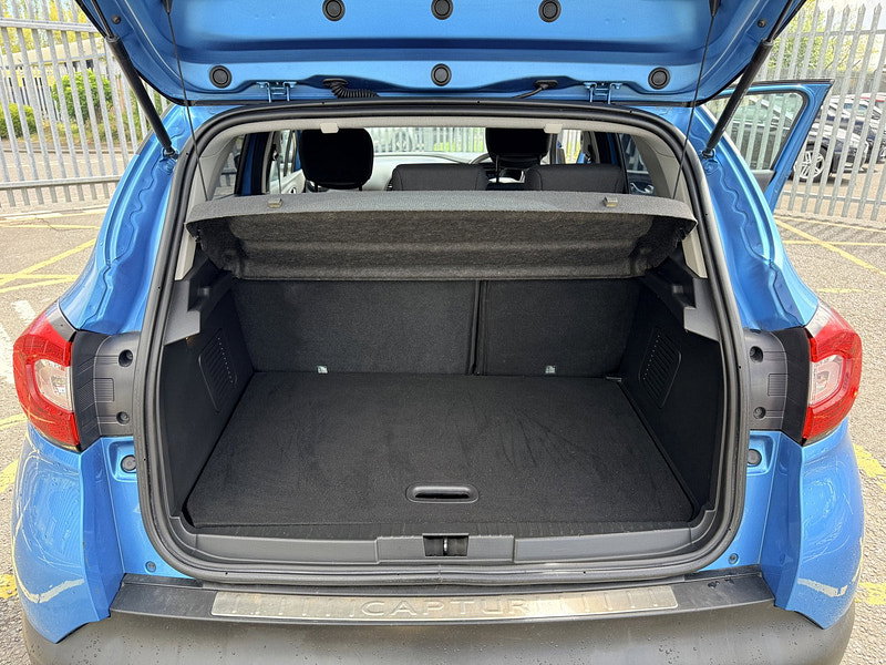 Renault Captur 0.9 TCe ENERGY Dynamique MediaNav SUV 5dr Petrol Manual Euro 5 (s/s) (90 ps)