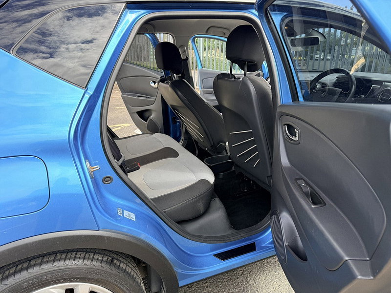 Renault Captur 0.9 TCe ENERGY Dynamique MediaNav SUV 5dr Petrol Manual Euro 5 (s/s) (90 ps)