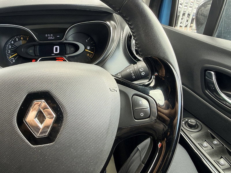 Renault Captur 0.9 TCe ENERGY Dynamique MediaNav SUV 5dr Petrol Manual Euro 5 (s/s) (90 ps)