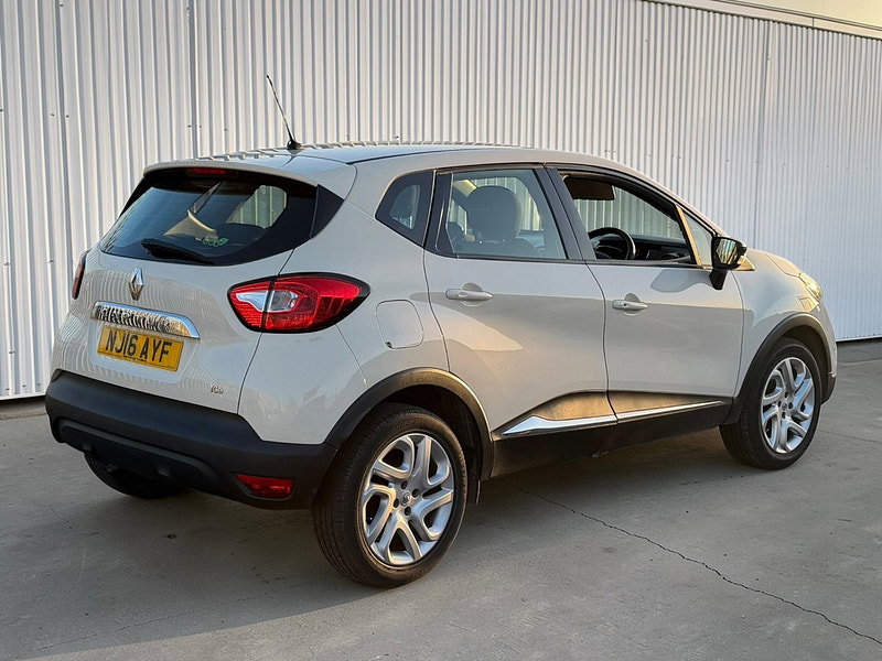 Renault Captur 0.9 TCe ENERGY Dynamique Nav SUV 5dr Petrol Manual Euro 6 (s/s) (90 ps)