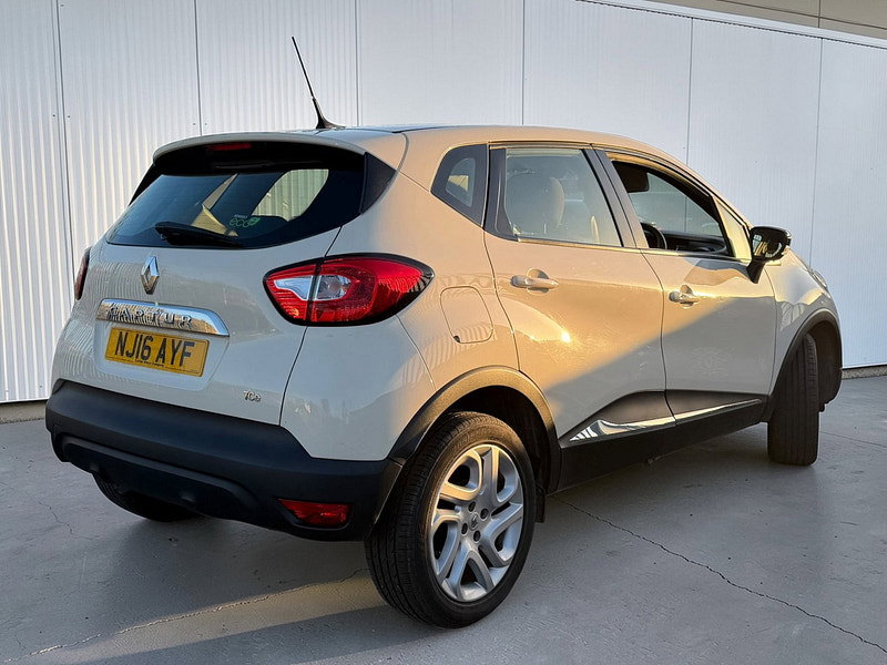 Renault Captur 0.9 TCe ENERGY Dynamique Nav SUV 5dr Petrol Manual Euro 6 (s/s) (90 ps)