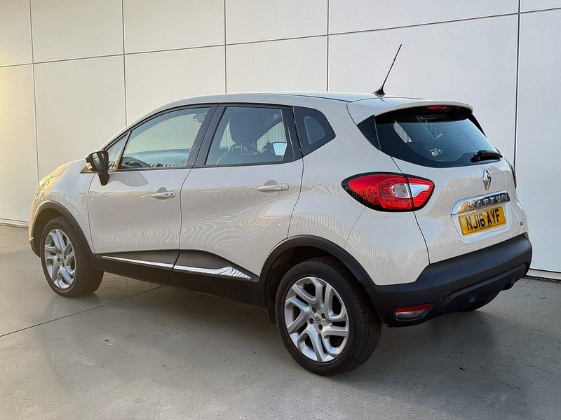Renault Captur 0.9 TCe ENERGY Dynamique Nav SUV 5dr Petrol Manual Euro 6 (s/s) (90 ps)