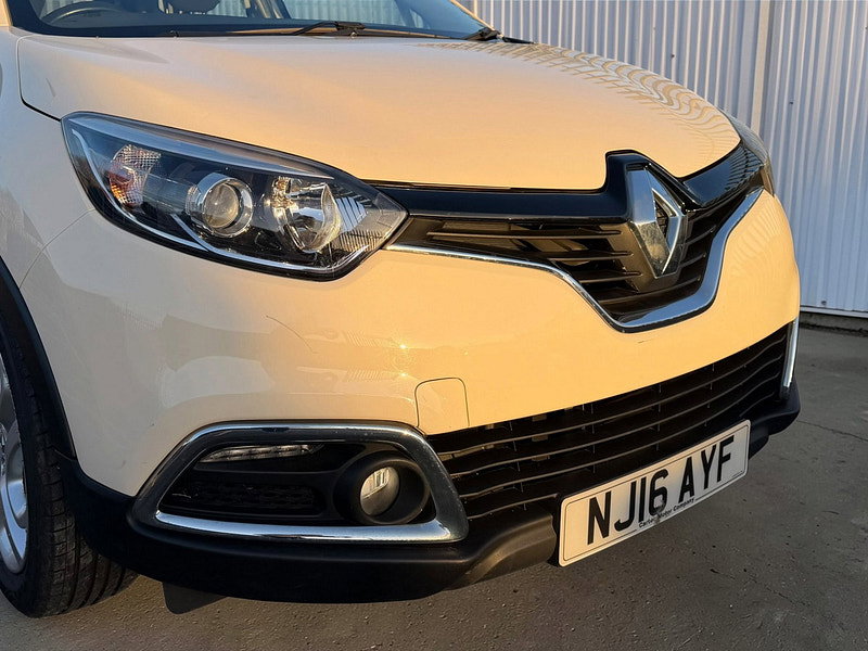 Renault Captur 0.9 TCe ENERGY Dynamique Nav SUV 5dr Petrol Manual Euro 6 (s/s) (90 ps)