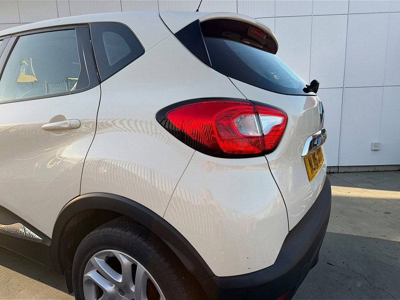 Renault Captur 0.9 TCe ENERGY Dynamique Nav SUV 5dr Petrol Manual Euro 6 (s/s) (90 ps)
