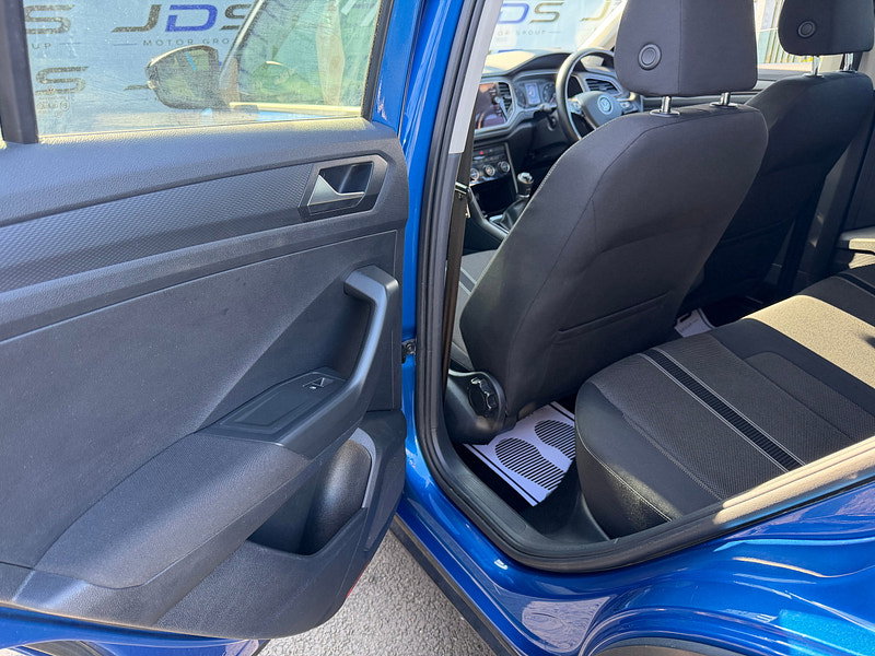 Volkswagen T-Roc 1.0 TSI Design SUV 5dr Petrol Manual Euro 6 (s/s) (115 ps)