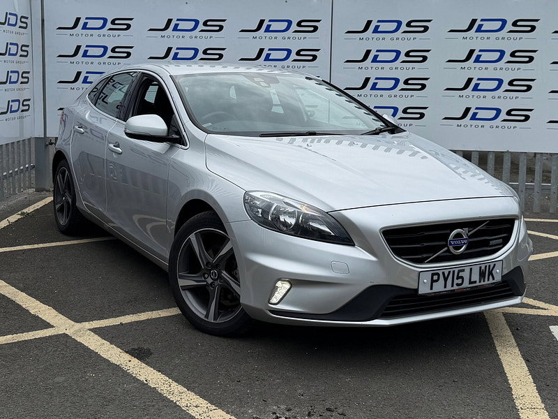 Volvo V40 1.6 D2 R-Design Hatchback 5dr Diesel Manual Euro 5 (s/s) (115 ps)