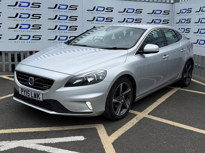 Volvo V40 1.6 D2 R-Design Hatchback 5dr Diesel Manual Euro 5 (s/s) (115 ps)