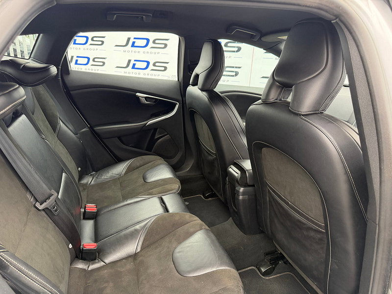 Volvo V40 1.6 D2 R-Design Hatchback 5dr Diesel Manual Euro 5 (s/s) (115 ps)