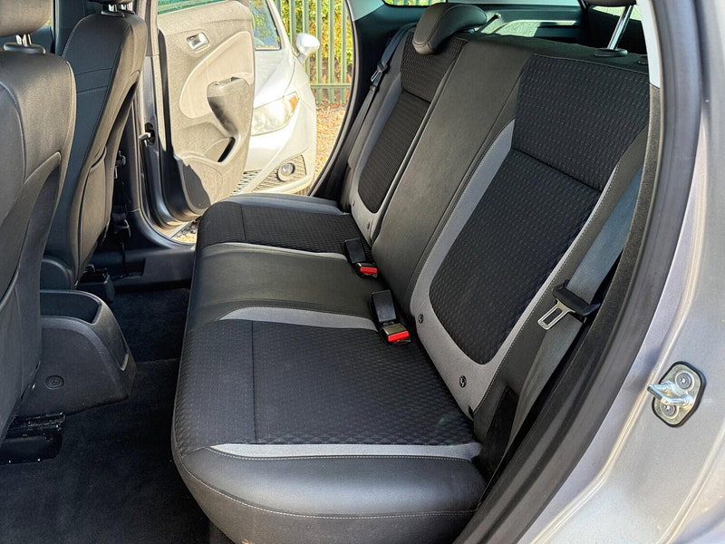 Vauxhall Crossland X 1.2 Elite Nav SUV 5dr Petrol Manual Euro 6 (s/s) (83 ps)
