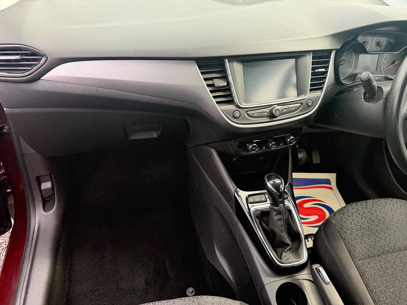 Vauxhall Crossland X 1.6 Turbo D ecoTEC SE SUV 5dr Diesel Manual Euro 6 (s/s) (99 ps)