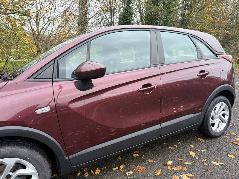 Vauxhall Crossland X 1.6 Turbo D ecoTEC SE SUV 5dr Diesel Manual Euro 6 (s/s) (99 ps)