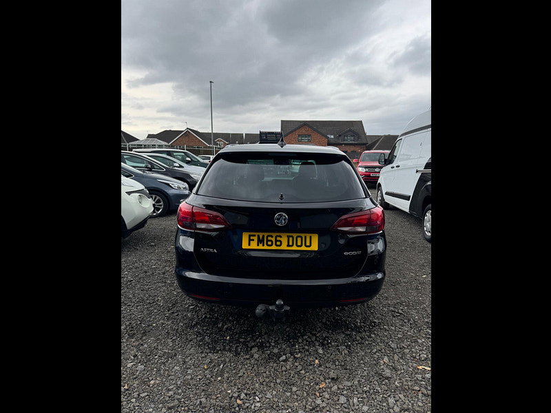 Vauxhall Astra 1.6 CDTi ecoFLEX SRi Nav Sports Tourer 5dr Diesel Manual Euro 6 (s/s) (110 ps)
