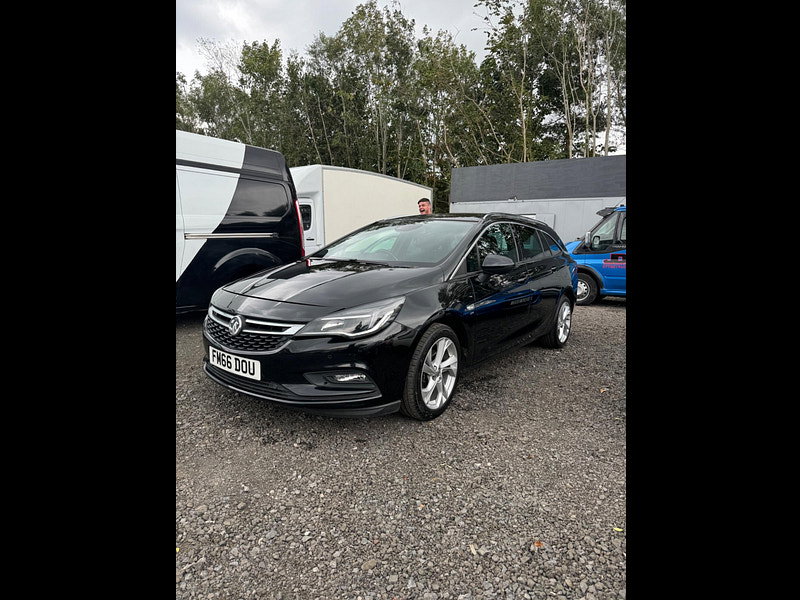 Vauxhall Astra 1.6 CDTi ecoFLEX SRi Nav Sports Tourer 5dr Diesel Manual Euro 6 (s/s) (110 ps)