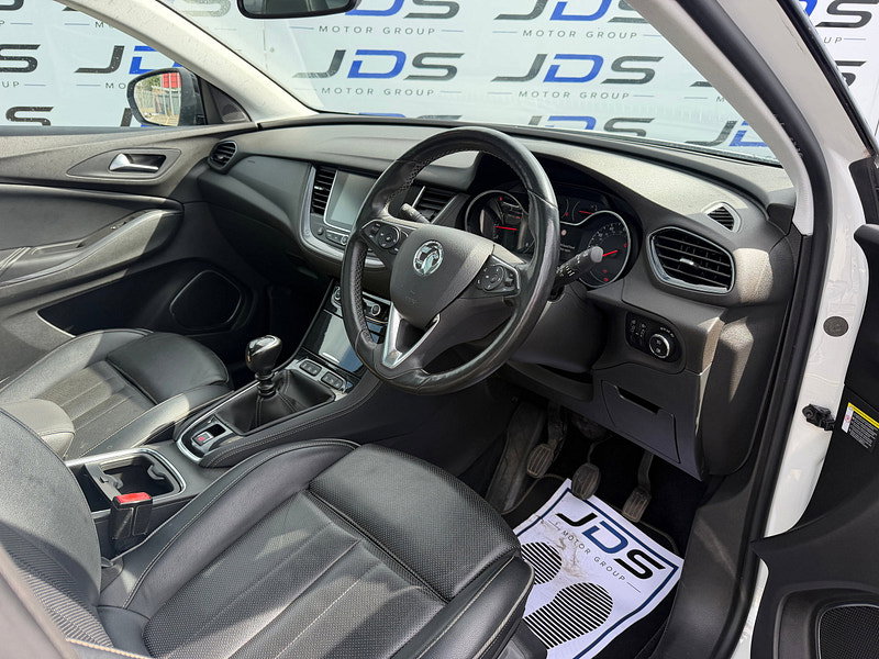 Vauxhall Grandland X 1.2 Turbo Elite Nav SUV 5dr Petrol Manual Euro 6 (s/s) (130 ps)
