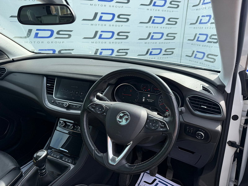 Vauxhall Grandland X 1.2 Turbo Elite Nav SUV 5dr Petrol Manual Euro 6 (s/s) (130 ps)