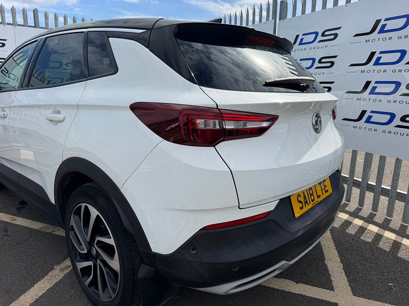 Vauxhall Grandland X 1.2 Turbo Elite Nav SUV 5dr Petrol Manual Euro 6 (s/s) (130 ps)