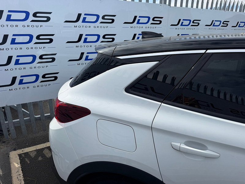Vauxhall Grandland X 1.2 Turbo Elite Nav SUV 5dr Petrol Manual Euro 6 (s/s) (130 ps)