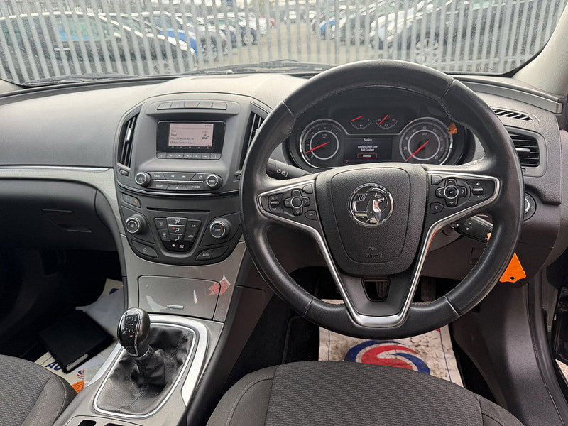 Vauxhall Insignia 1.8 16V Energy Hatchback 5dr Petrol Manual Euro 5 (140 ps)