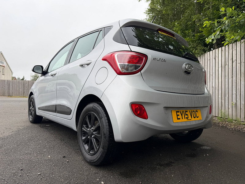 Hyundai I10 1.0 Premium Hatchback 5dr Petrol Manual Euro 5 (66 ps)