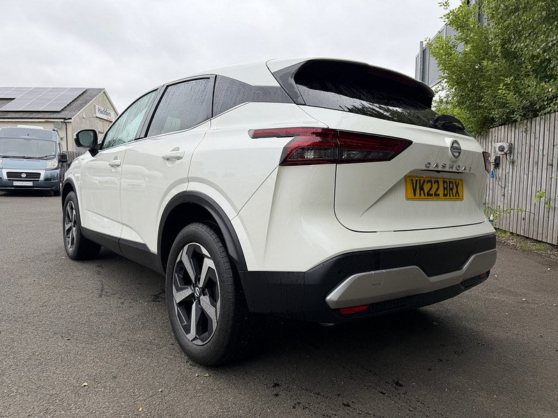 Nissan Qashqai 1.3 DIG-T MHEV N-Connecta SUV 5dr Petrol Hybrid Manual Euro 6 (s/s) (140 ps)