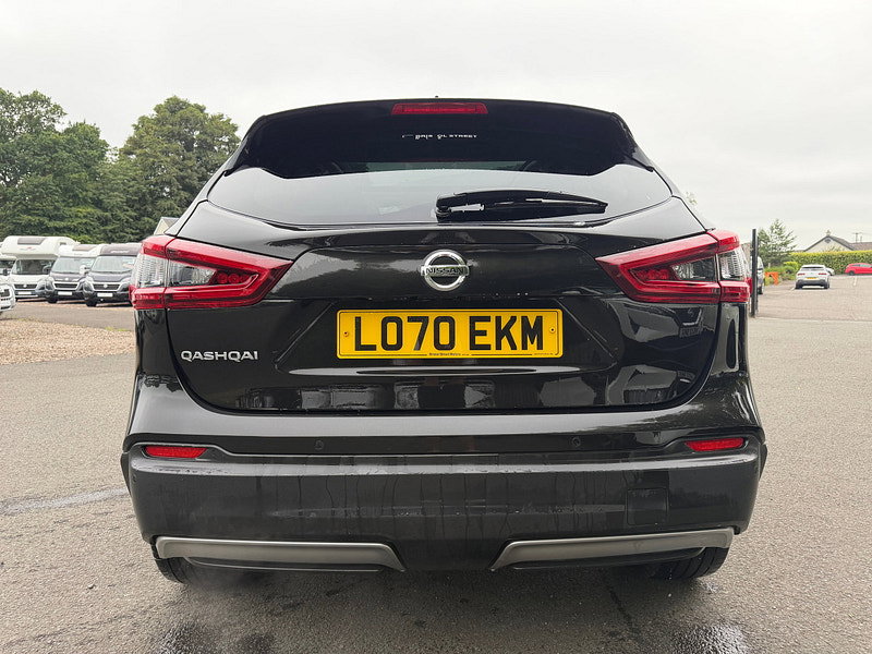 Nissan Qashqai 1.3 DIG-T N-Motion SUV 5dr Petrol DCT Auto Euro 6 (s/s) (160 ps)