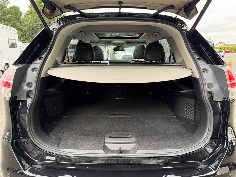 Nissan X-Trail 1.6 dCi Tekna SUV 5dr Diesel Manual 4WD Euro 6 (s/s) (130 ps)