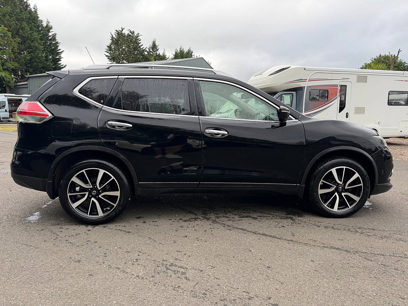 Nissan X-Trail 1.6 dCi Tekna SUV 5dr Diesel Manual 4WD Euro 6 (s/s) (130 ps)