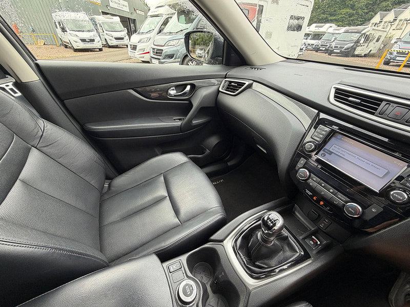 Nissan X-Trail 1.6 dCi Tekna SUV 5dr Diesel Manual 4WD Euro 6 (s/s) (130 ps)