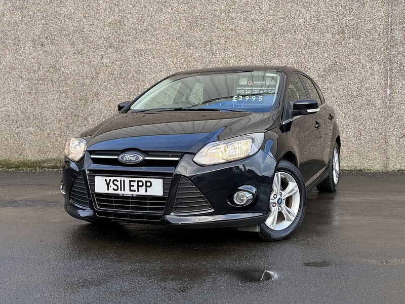 Ford Focus 1.6 Zetec Hatchback 5dr Petrol Manual Euro 5 (105 ps)