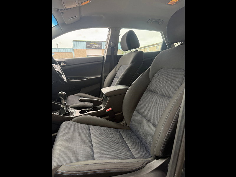 Hyundai Tucson 1.7 CRDi Blue Drive SE Nav SUV 5dr Diesel Manual Euro 6 (s/s) (116 ps)