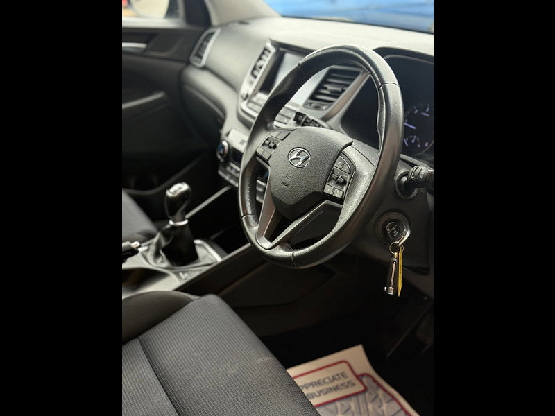 Hyundai Tucson 1.7 CRDi Blue Drive SE Nav SUV 5dr Diesel Manual Euro 6 (s/s) (116 ps)