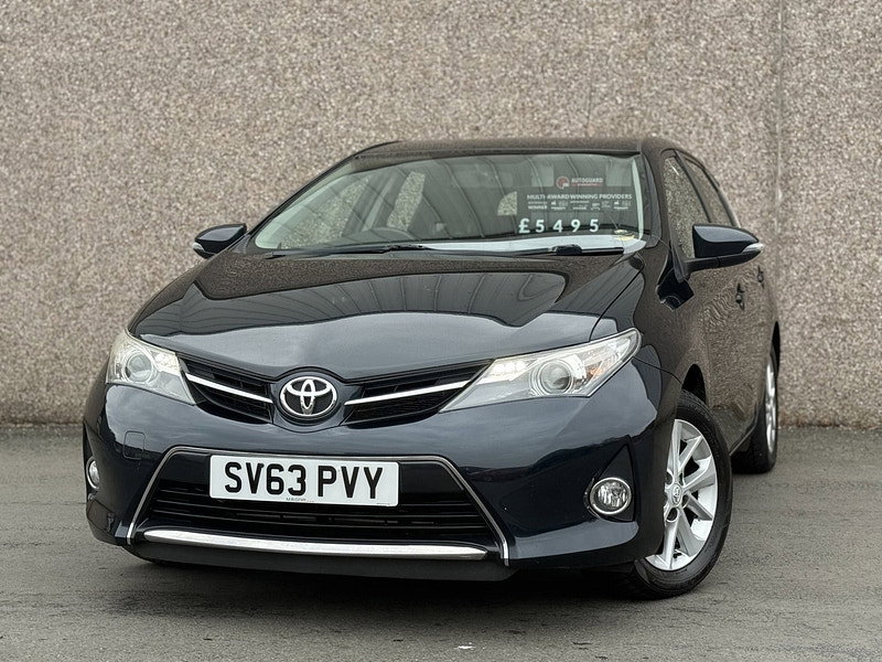 Toyota Auris 1.6 V-Matic Icon Hatchback 5dr Petrol Manual Euro 5 (132 ps)